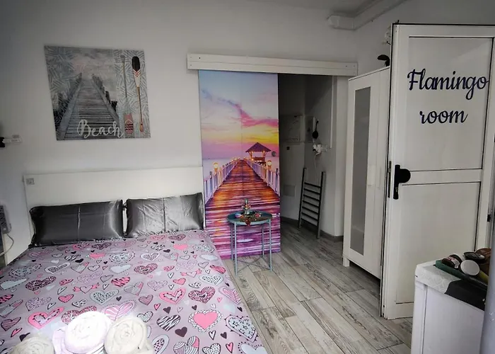 Flamingo, Entrada Privada Y Bano Privado En By Flamingo House, No Fumadores *